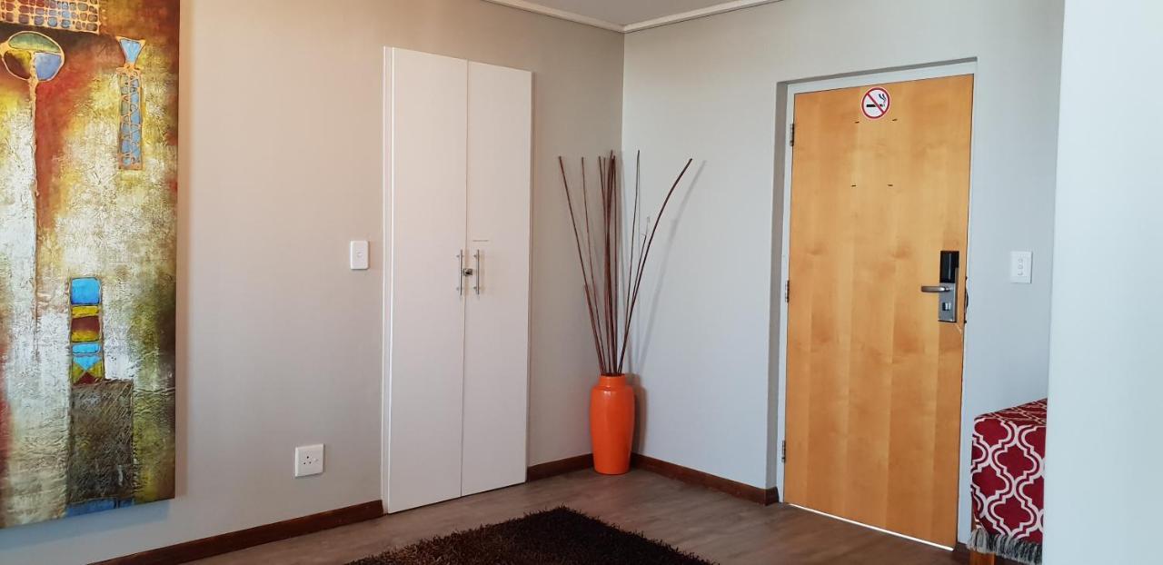 Lagoon Beach Hotel Apartments Cape Town Ngoại thất bức ảnh